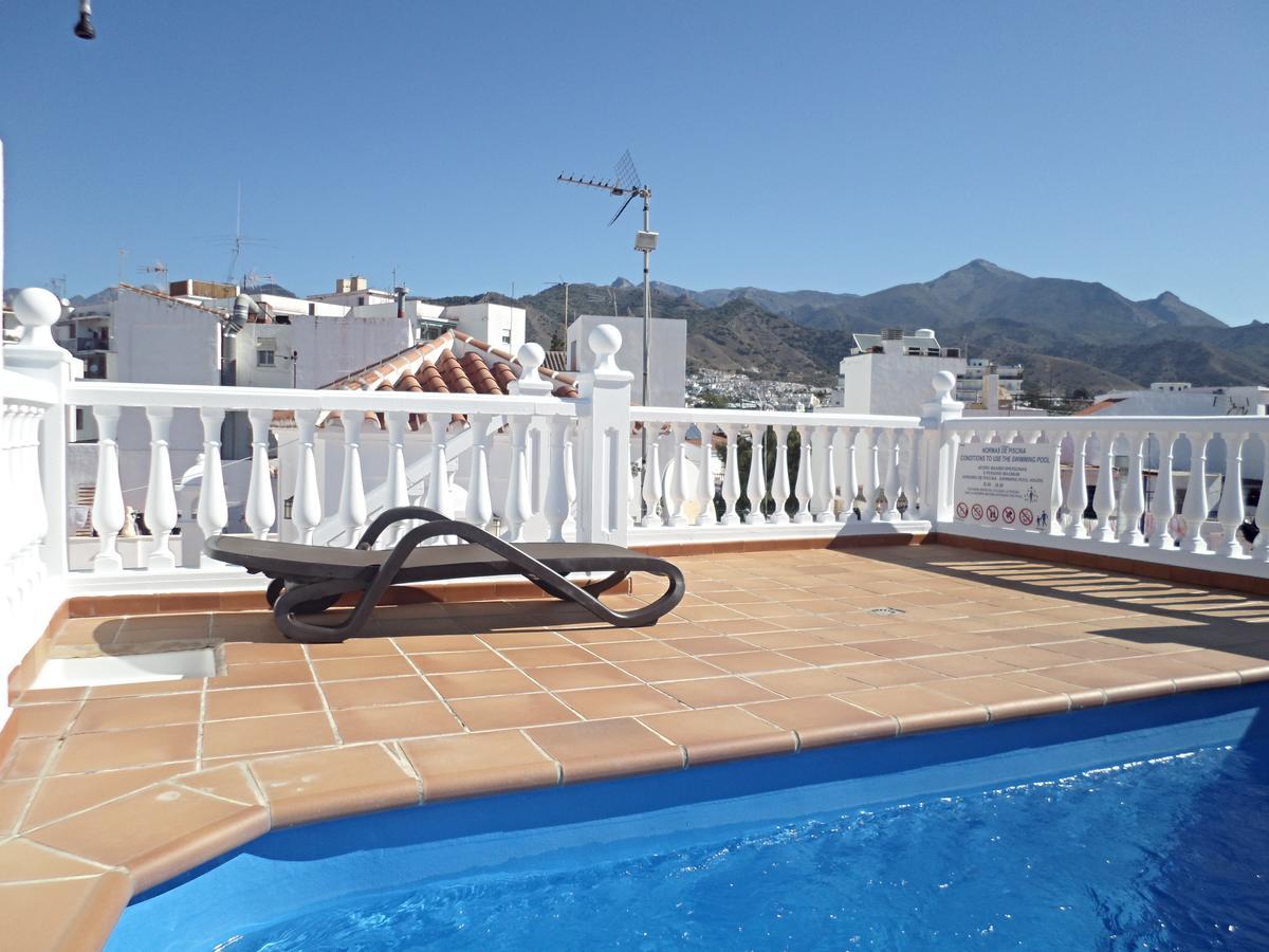 Pulguilla E Menyber Nerja Exterior photo