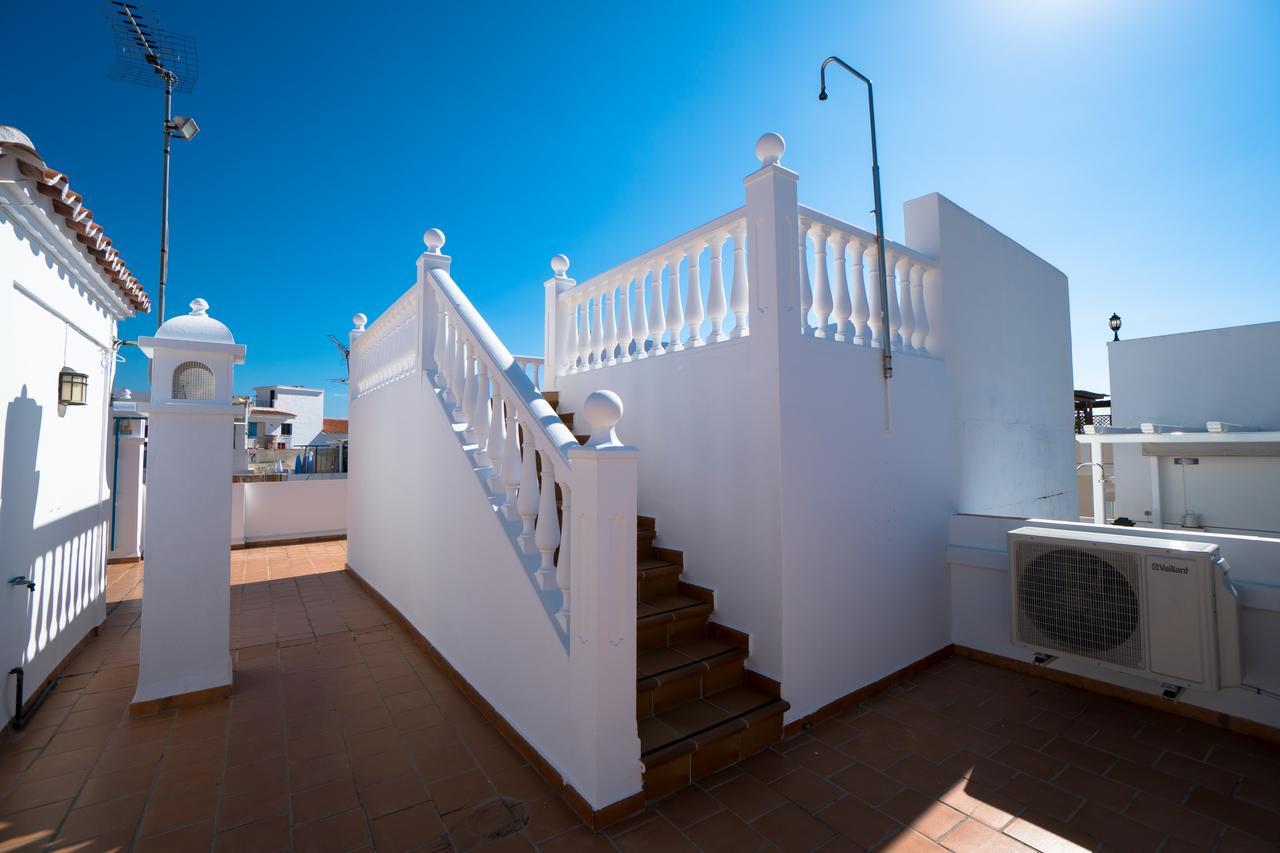 Pulguilla E Menyber Nerja Exterior photo