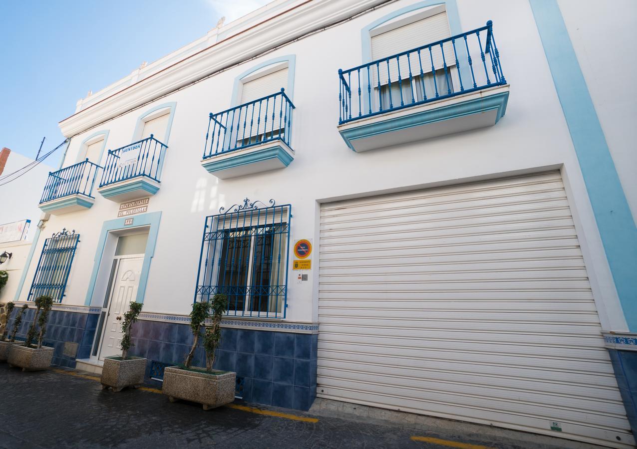 Pulguilla E Menyber Nerja Exterior photo